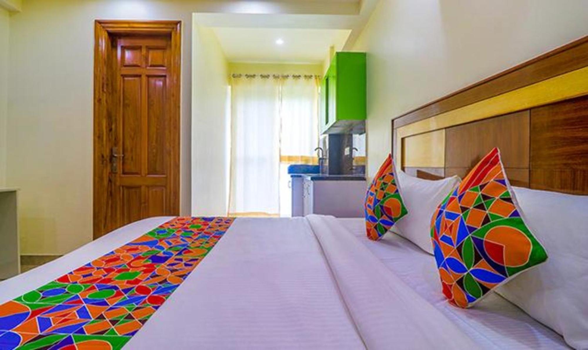 Fabhotel Star Corporate Suite Gurgaon Exterior foto