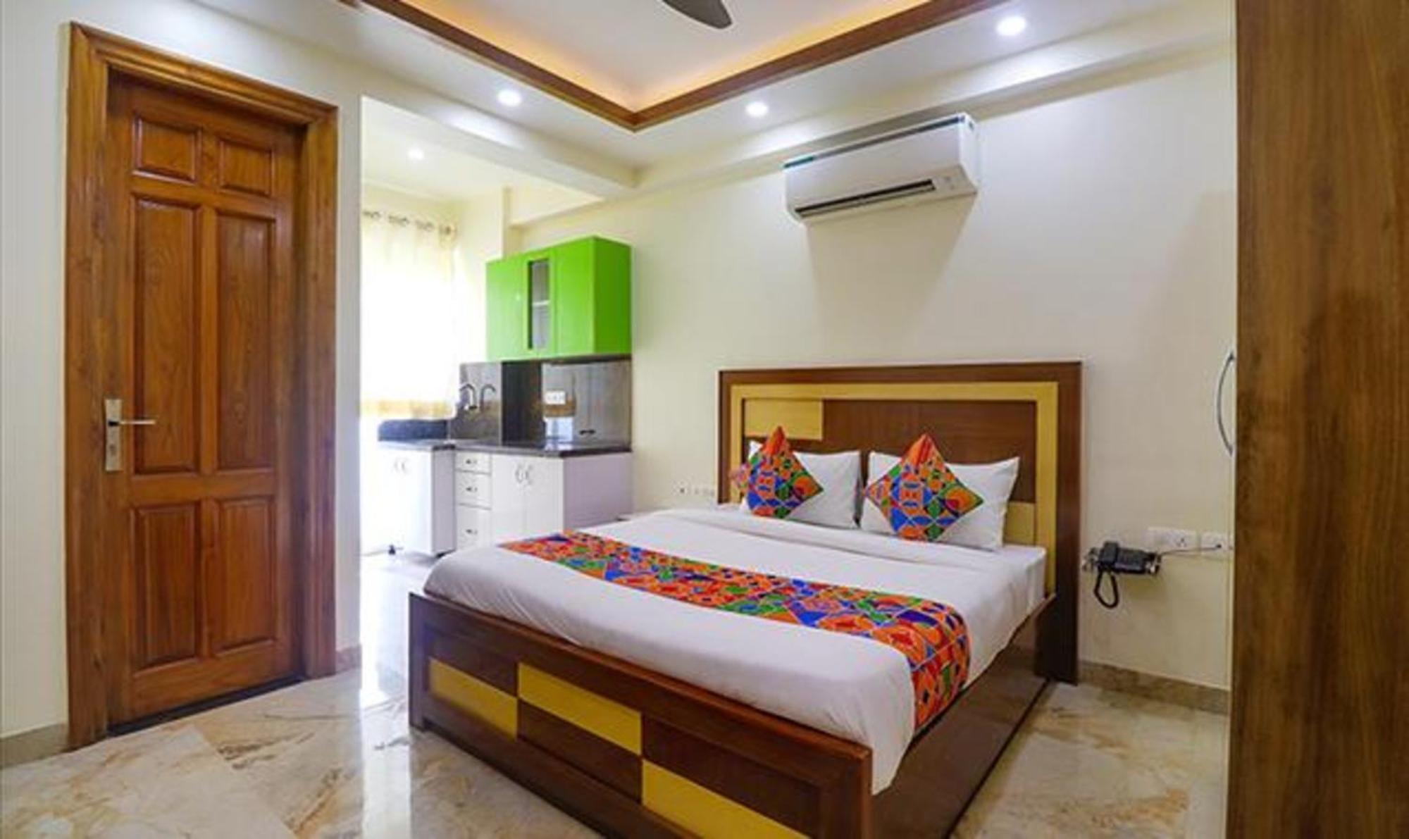 Fabhotel Star Corporate Suite Gurgaon Exterior foto