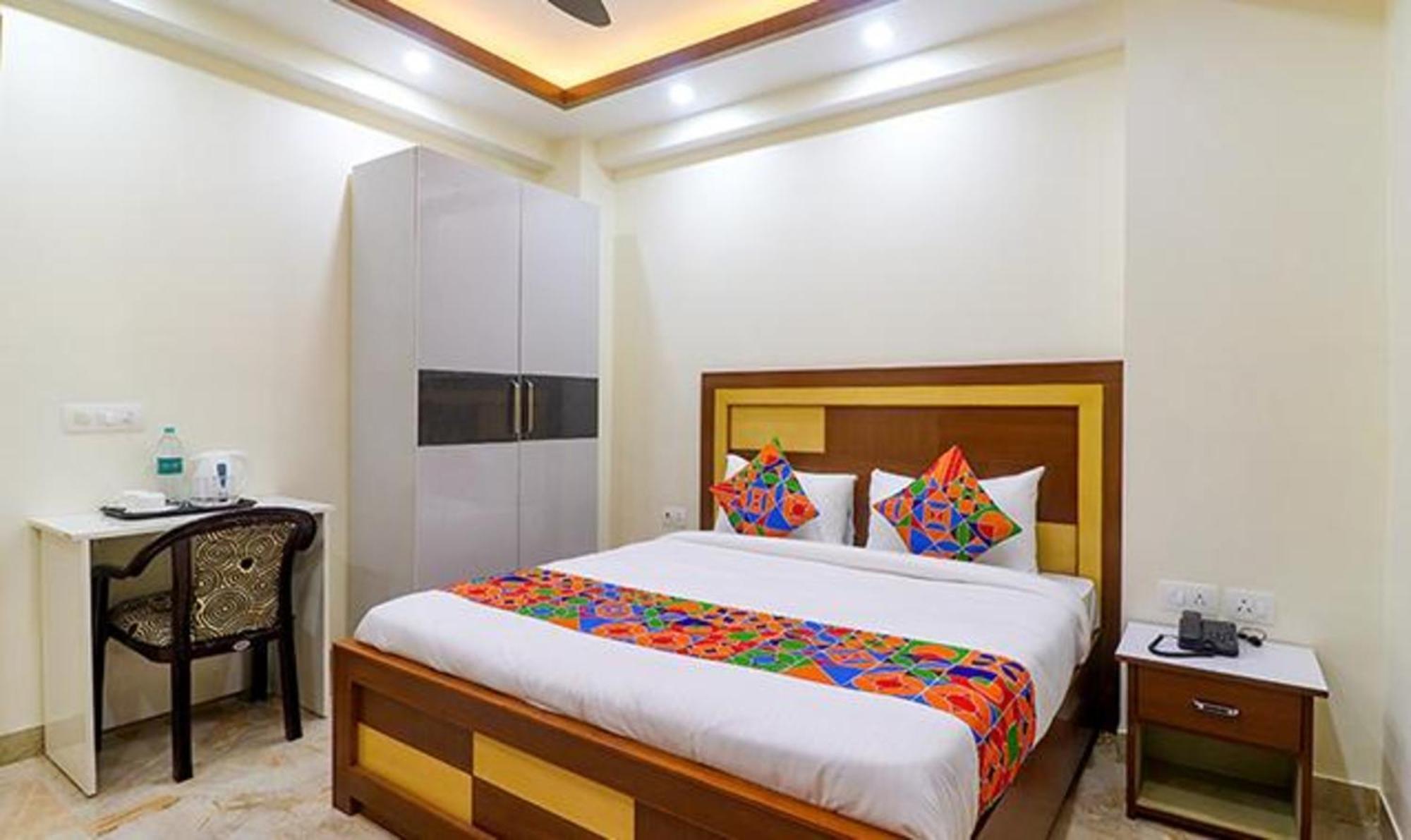 Fabhotel Star Corporate Suite Gurgaon Exterior foto